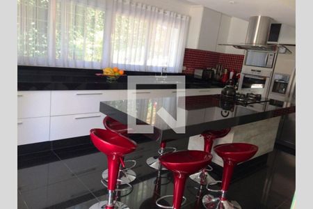 Casa à venda com 450m², 3 quartos e 5 vagas