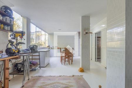 Casa à venda com 430m², 3 quartos e 3 vagas