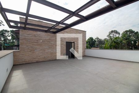 Casa à venda com 416m², 3 quartos e 2 vagas Casa à venda com 416m², 3 quartos e 2 vagasVaranda
