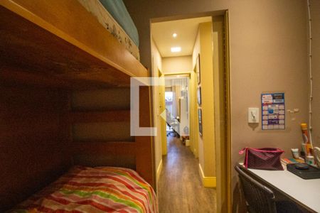 Apartamento à venda com 205m², 4 quartos e 2 vagas Apartamento à venda com 205m², 4 quartos e 2 vagasQuarto 2