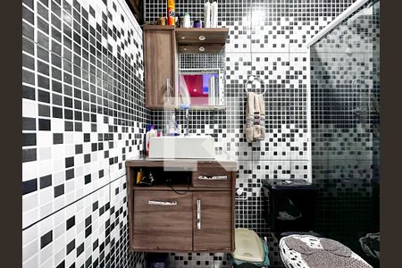 Casa à venda com 120m², 3 quartos e sem vagaBanheiro