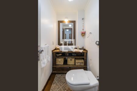 Casa à venda com 210m², 3 quartos e 2 vagasLavabo