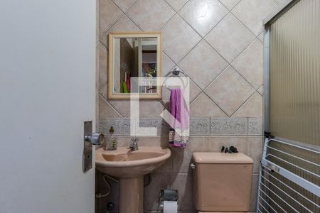 Casa à venda com 210m², 3 quartos e 2 vagasBanheiro de Serviço
