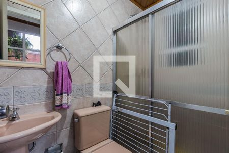 Casa à venda com 210m², 3 quartos e 2 vagasBanheiro de Serviço