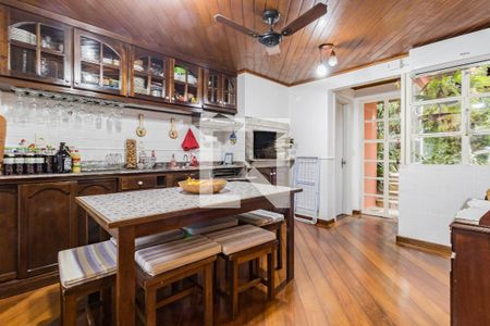 Casa à venda com 210m², 3 quartos e 2 vagasEspaço Gourmet