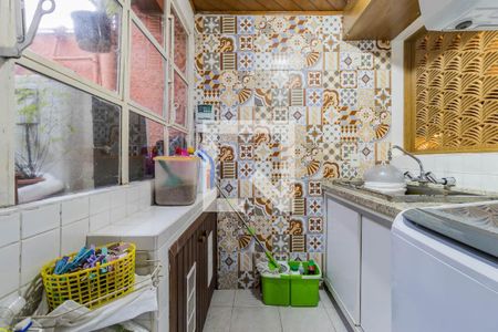 Casa à venda com 210m², 3 quartos e 2 vagasArea de Serviço