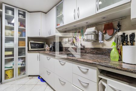Casa à venda com 210m², 3 quartos e 2 vagasCozinha