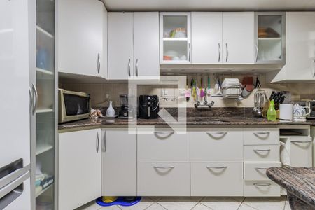 Casa à venda com 210m², 3 quartos e 2 vagasCozinha