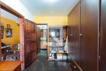 Casa à venda com 136m², 3 quartos e 4 vagas