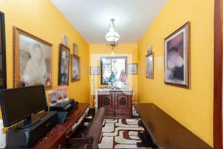 Casa à venda com 136m², 3 quartos e 4 vagas