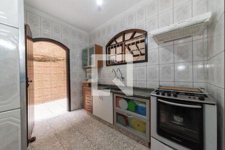 Casa à venda com 165m², 3 quartos e 2 vagas