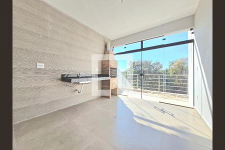 Casa à venda com 140m², 3 quartos e 2 vagasChurrasqueira