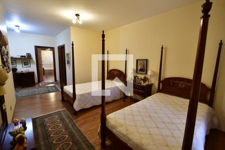 Casa à venda com 986m², 7 quartos e 10 vagasQuarto 2 - Suíte