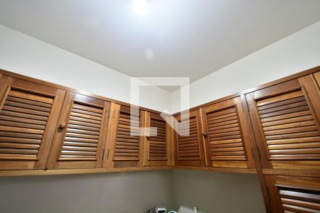 Casa à venda com 986m², 7 quartos e 10 vagasCopa 1 - Armários