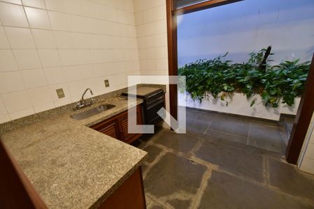 Casa à venda com 986m², 7 quartos e 10 vagasCopa 2