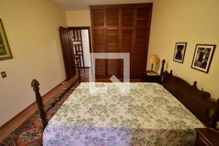 Casa à venda com 986m², 7 quartos e 10 vagasQuarto 3 - Suíte