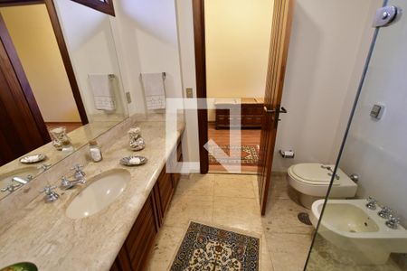 Casa à venda com 986m², 7 quartos e 10 vagasBanheiro 3 - Suíte