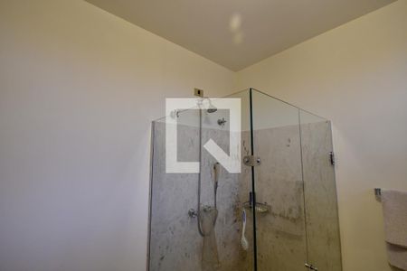 Casa à venda com 986m², 7 quartos e 10 vagasBanheiro 3 - Suíte