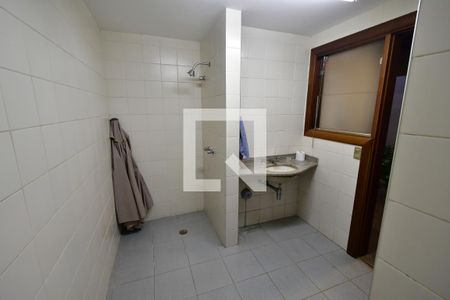 Casa à venda com 986m², 7 quartos e 10 vagasBanheiro / Vestiário
