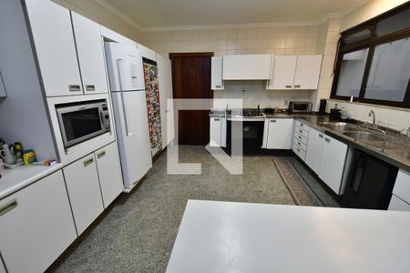 Casa à venda com 986m², 7 quartos e 10 vagasCozinha