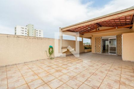 Casa à venda com 240m², 3 quartos e 4 vagas