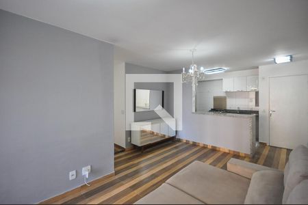 Sala de apartamento para alugar com 3 quartos, 75m² em Jardim Parque Morumbi, São Paulo