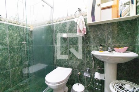 Casa à venda com 482m², 3 quartos e 4 vagas Casa à venda com 482m², 3 quartos e 4 vagasBanheiro 01