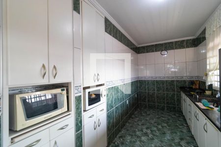 Casa à venda com 482m², 3 quartos e 4 vagas Casa à venda com 482m², 3 quartos e 4 vagasCozinha