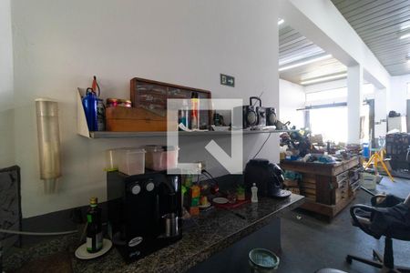 Casa à venda com 482m², 3 quartos e 4 vagas Casa à venda com 482m², 3 quartos e 4 vagasGalpão