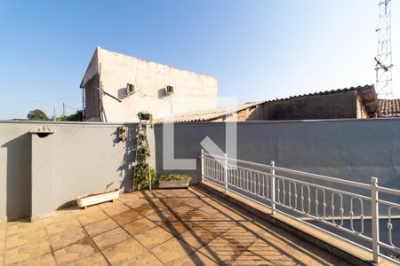 Casa à venda com 482m², 3 quartos e 4 vagas Casa à venda com 482m², 3 quartos e 4 vagasVaranda da Suíte