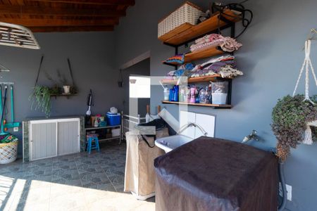 Casa à venda com 482m², 3 quartos e 4 vagas Casa à venda com 482m², 3 quartos e 4 vagasÁrea de Serviço