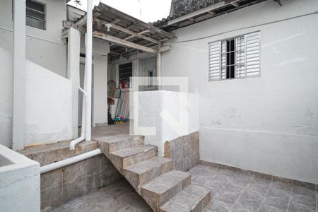 Casa à venda com 174m², 2 quartos e 4 vagas Casa à venda com 174m², 2 quartos e 4 vagasDetalhe da área de serviço