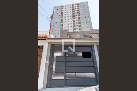 Casa à venda com 156m², 3 quartos e 2 vagasFachada