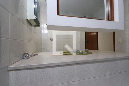 Casa à venda com 574m², 3 quartos e 5 vagasBanheiro Social