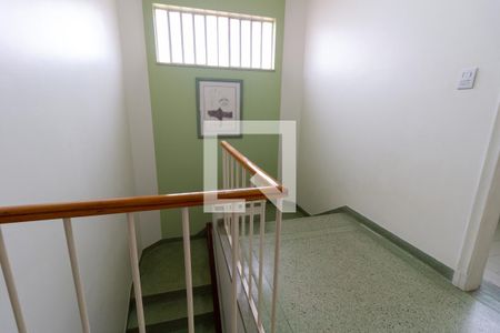 Casa à venda com 580m², 5 quartos e 4 vagas Casa à venda com 580m², 5 quartos e 4 vagasPiso Superior