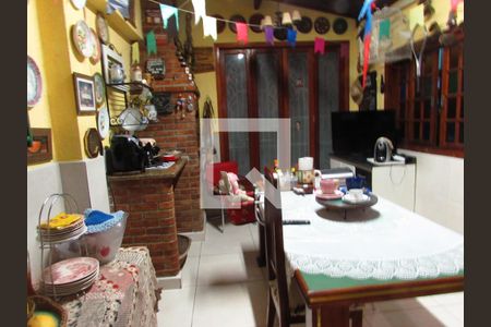 Casa à venda com 200m², 4 quartos e 2 vagasÁrea gourmet