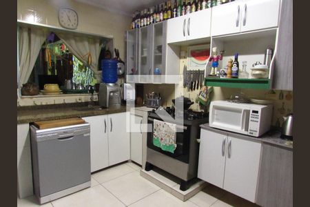 Casa à venda com 200m², 4 quartos e 2 vagasCozinha