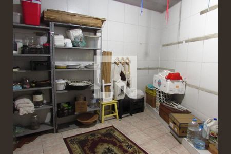 Casa à venda com 200m², 4 quartos e 2 vagasDispensa 