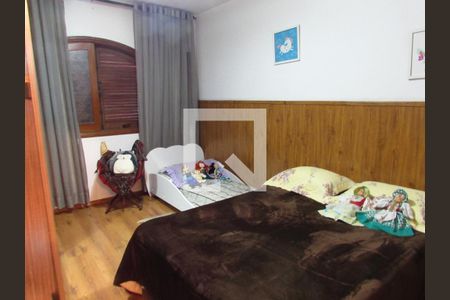 Casa à venda com 200m², 4 quartos e 2 vagasQuarto 2