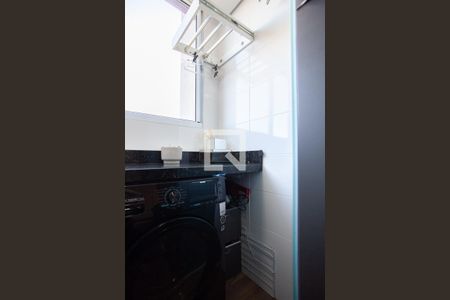 Apartamento à venda com 67m², 2 quartos e 1 vaga Apartamento à venda com 67m², 2 quartos e 1 vagaÁrea de Serviço