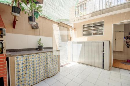 Casa à venda com 137m², 2 quartos e sem vaga