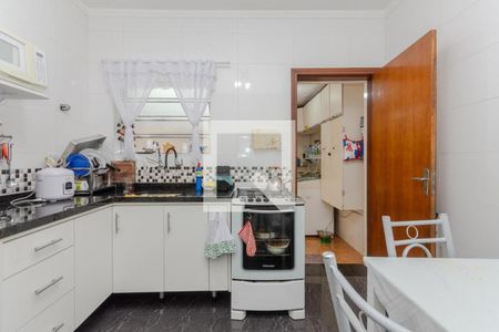 Casa à venda com 137m², 2 quartos e sem vaga