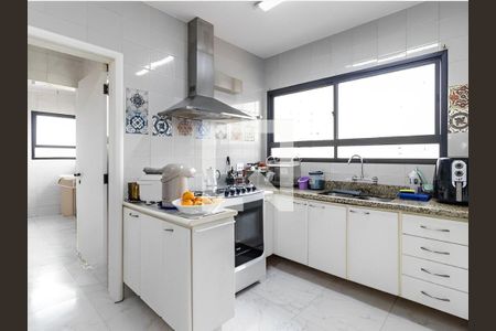 Apartamento à venda com 173m², 4 quartos e 4 vagas