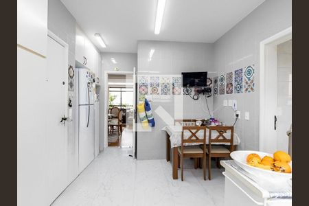 Apartamento à venda com 173m², 4 quartos e 4 vagas