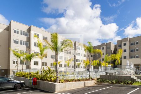 Apartamento para alugar com 43m², 2 quartos e 1 vaga Apartamento para alugar com 43m², 2 quartos e 1 vagaÁrea comum - Piscina