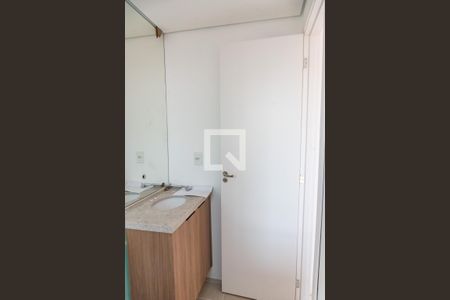 Apartamento à venda com 54m², 2 quartos e 1 vaga Apartamento à venda com 54m², 2 quartos e 1 vagaBanheiro da suíte