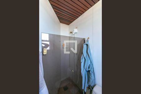 Apartamento à venda com 208m², 3 quartos e 2 vagas Apartamento à venda com 208m², 3 quartos e 2 vagasBanheiro