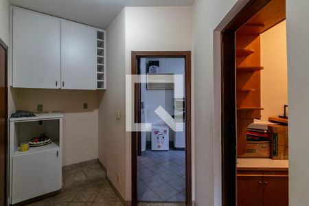 Apartamento à venda com 208m², 3 quartos e 2 vagas Apartamento à venda com 208m², 3 quartos e 2 vagasBanheiro de serviço