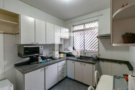 Apartamento à venda com 208m², 3 quartos e 2 vagas Apartamento à venda com 208m², 3 quartos e 2 vagasCozinha