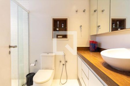 Apartamento à venda com 198m², 3 quartos e 3 vagas